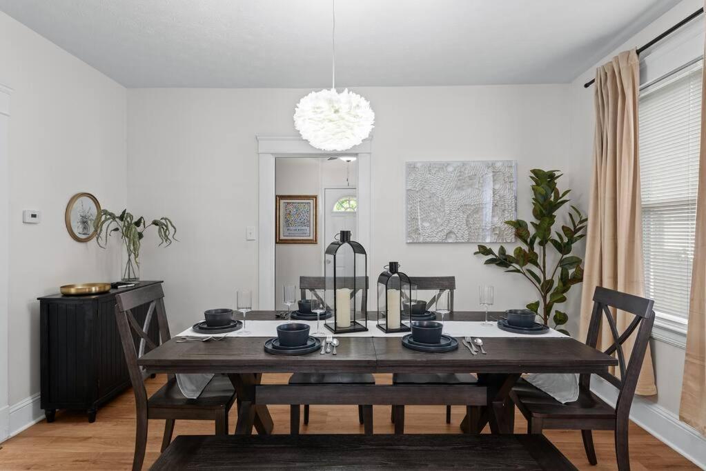 Charming Retreat In Cleveland Villa Luaran gambar