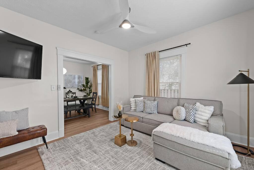 Charming Retreat In Cleveland Villa Luaran gambar